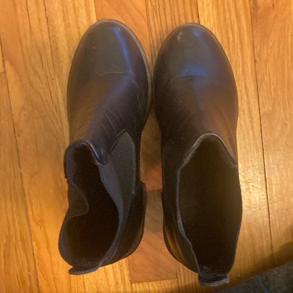 SHEIN Black Heeled Boots with Chunky Platform - Picture 7 of 7